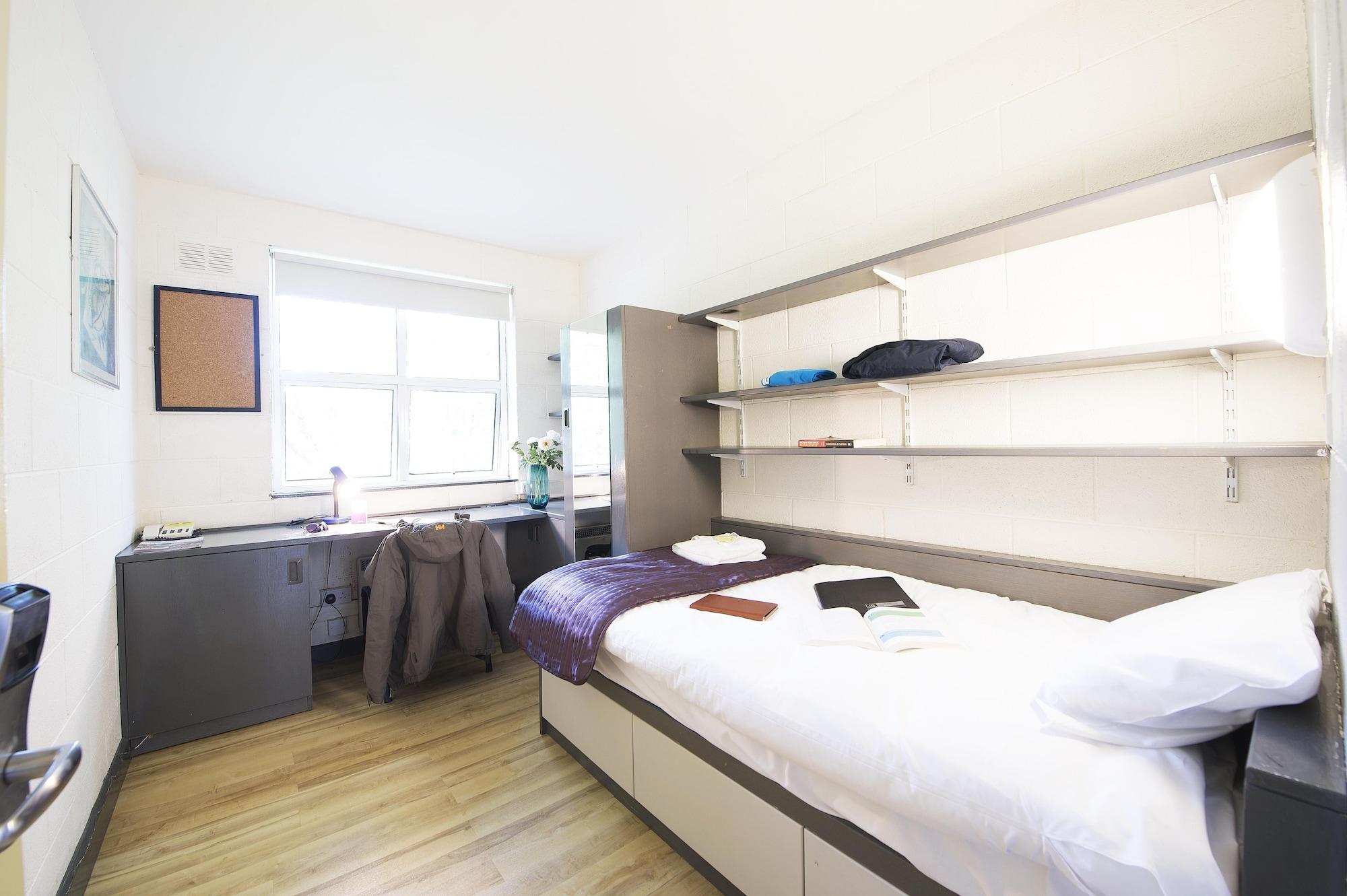 Corrib Village Apartments University Of Galway Exterior foto